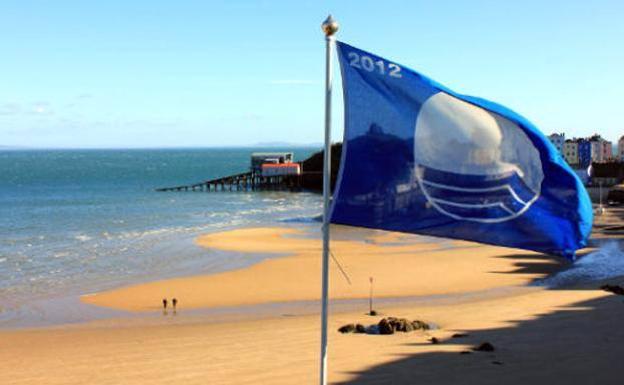 ¿Dónde están las playas con bandera azul más cercanas a La Rioja?