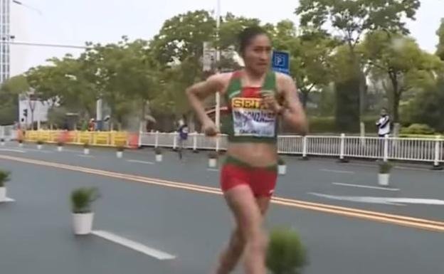 La subcampeona mundial y olímpica de 20 km marcha, sancionada cuatro años por dopaje