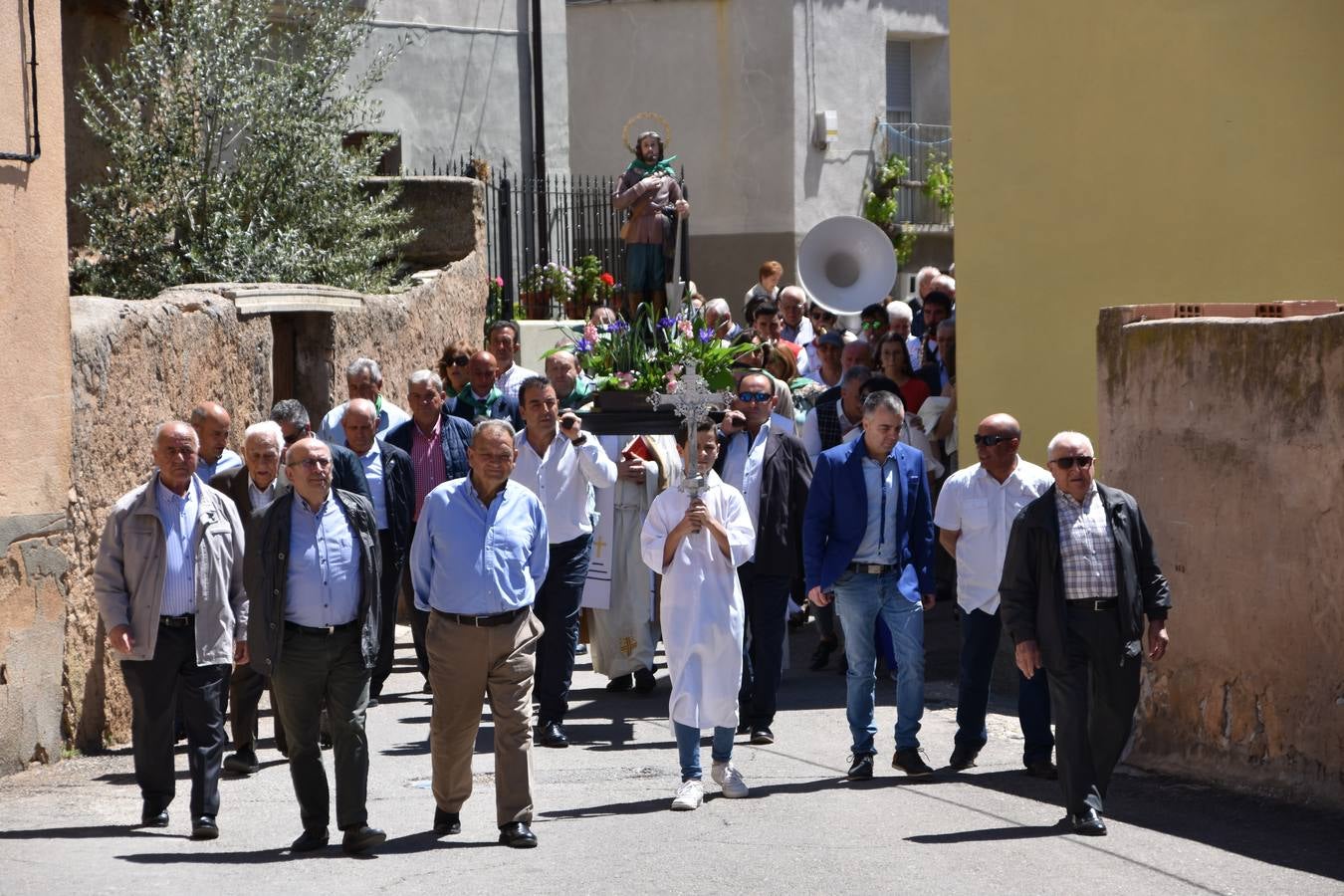 Cabretón procesiona por San Isidro