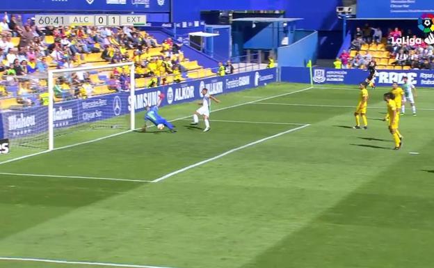 Las cinco mejores paradas de la jornada 39 de Segunda