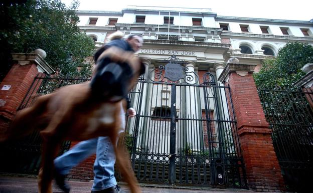 Avances en la última 'Junta' para desarrollar Maristas, reformar la plaza de Abastos y reabrir el CCR