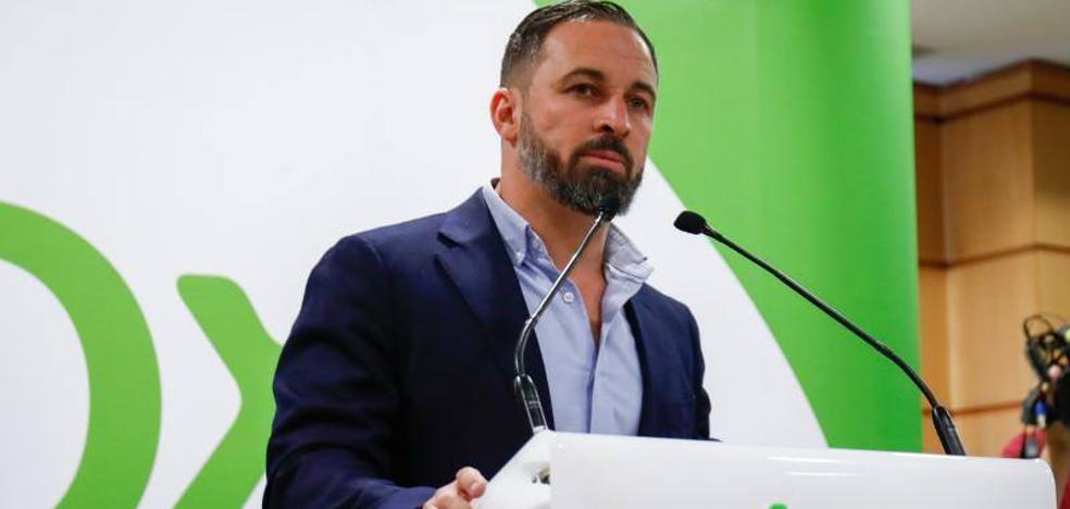 Abascal aprieta a Rivera y avisa de que Vox no apoyará gobiernos sin diálogo previo