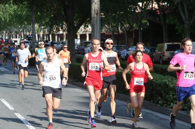 Los campeones defienden título