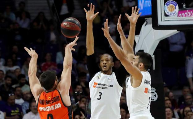 Victoria aplastante del Real Madrid para abrir la semifinal