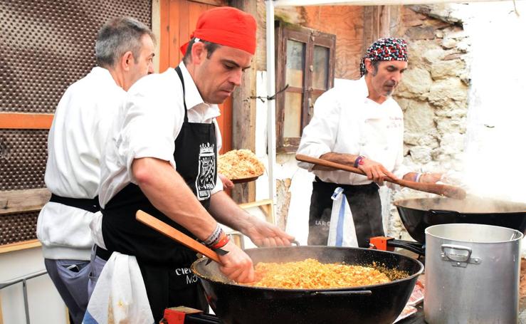 Degustación de migas en la calle Carnicerías