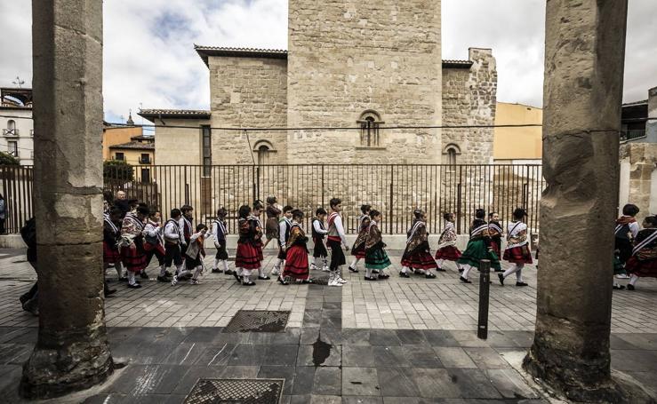 Los banderazos y la procesión de San Bernabé