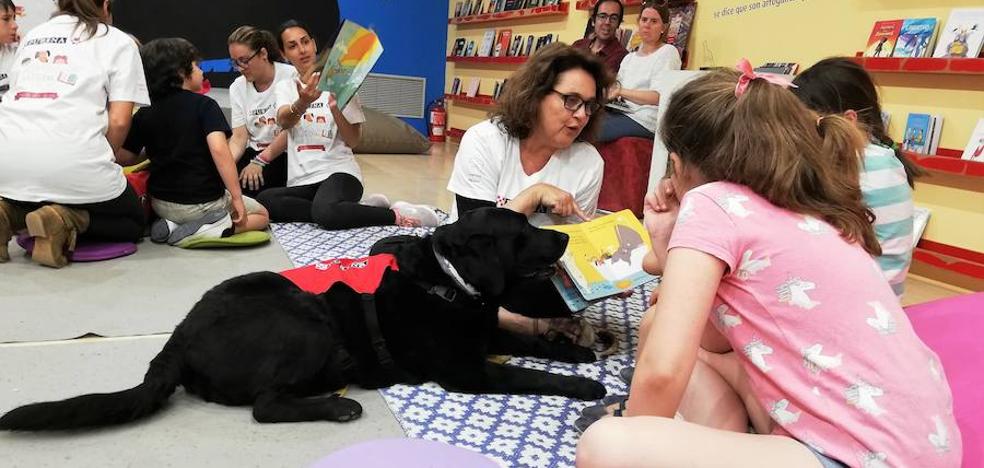 Perros para fomentar la lectura entre los niños