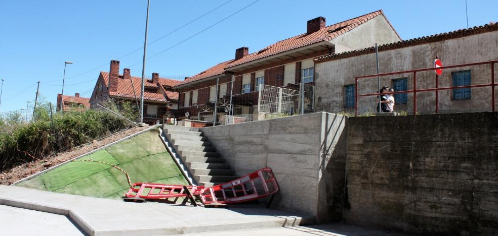 Unidas por una cuarta escalera