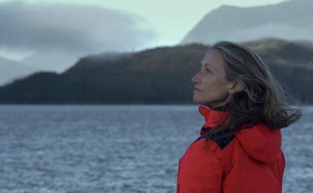 Céline Cousteau: «Como al resto de mi familia, me llegó el turno de hacerlo»