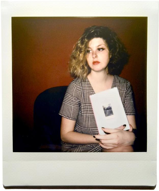 «En 'Recaya' se unen poemas sobre mi regreso y las ganas de ser madre»