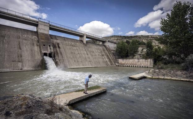 Finalizan las obras de impermeabilización y drenaje de la presa de Leiva