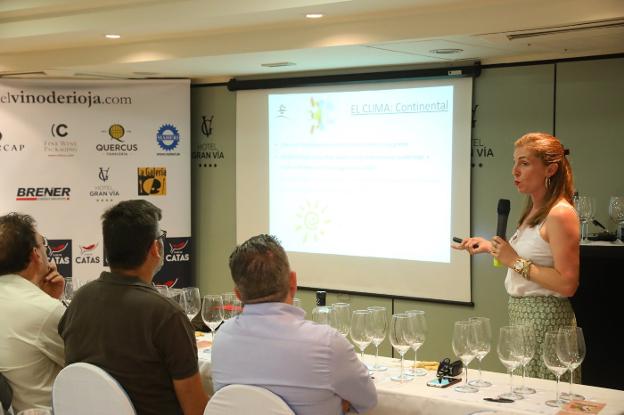 Rioja con nombre y apellido