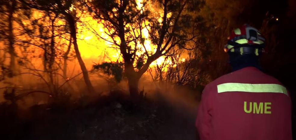 El fuego provoca el mayor operativo simultáneo de la UME en su historia