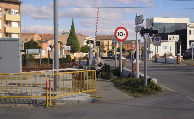 Adif licita las obras de supresión de cuatro pasos a nivel en la línea Castejón-Logroño