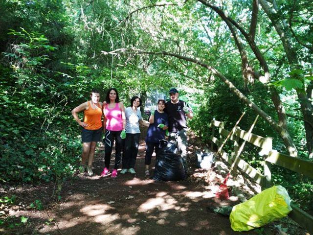 Voluntarios de Cárdenas se unen para recuperar la ribera de su río