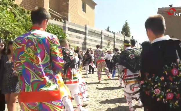 Danza a la Virgen Blanca en Ventosa