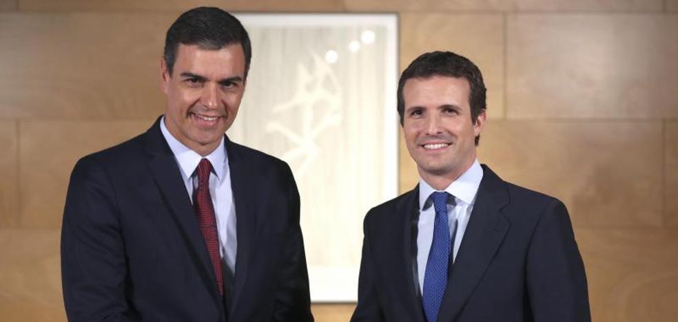 Casado sugiere al líder del PSOE que piense en «coaliciones de gobierno»