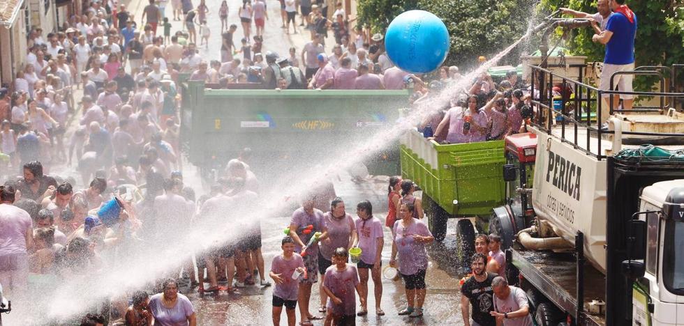 San Asensio se empapa de clarete