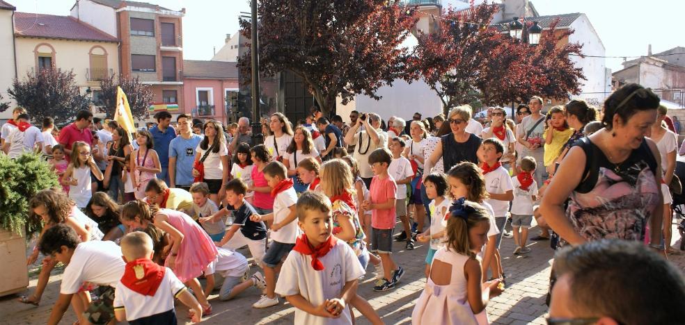 Huércanos pone en marcha sus fiestas de San Pantaleón con el pregón y el cohete