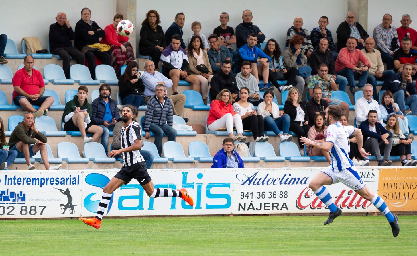 El Haro derrota al Náxara en su estreno