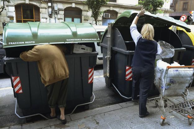 Y en verano... más comida a la basura