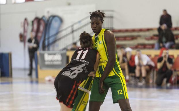 Leia Dongue, campeona de Liga DIA, cierra la plantilla del Campus Promete