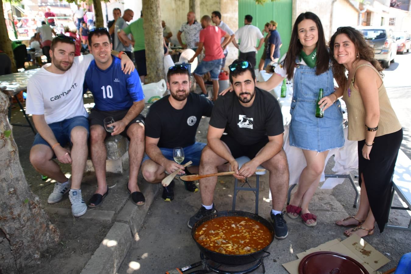 Concurso de ranchos y tobogán de agua en las fiestas de Alcanadre
