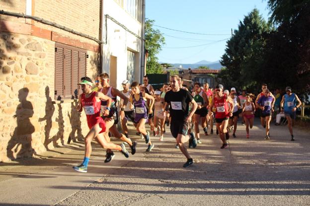 Sergio Román vence en el XII Cross Laguna de Hervías