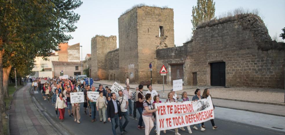 Los calceatenses defienden su muralla