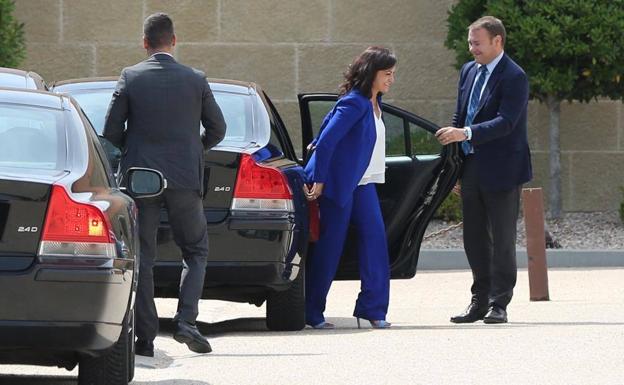 Haro recibe a la nueva presidenta de La Rioja