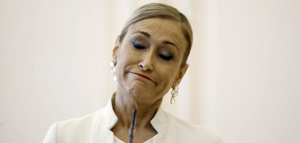 Cifuentes, sus enemigos y los pecados del pasado