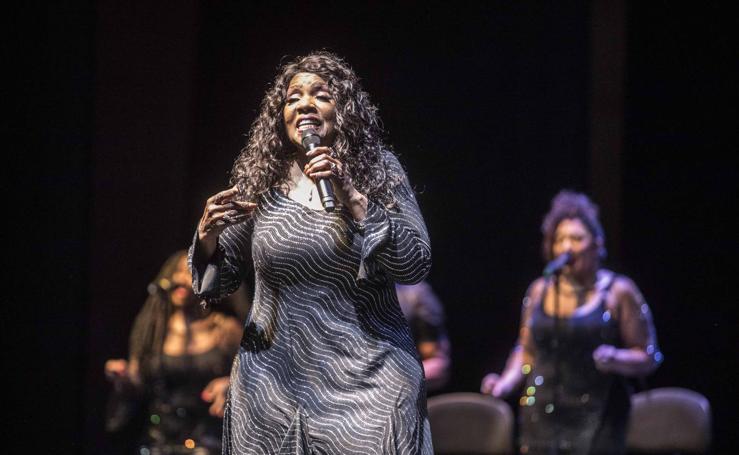 Gloria Gaynor triunfó en Riojafórum