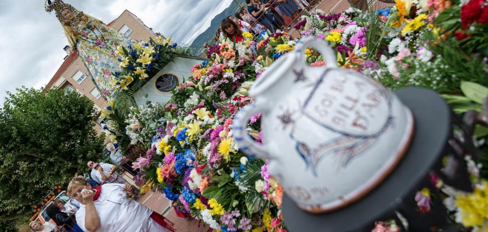 Emoción para honrar a la Virgen de la Vega