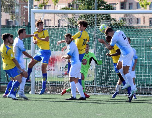 Triunfo del Arnedo para ser líder