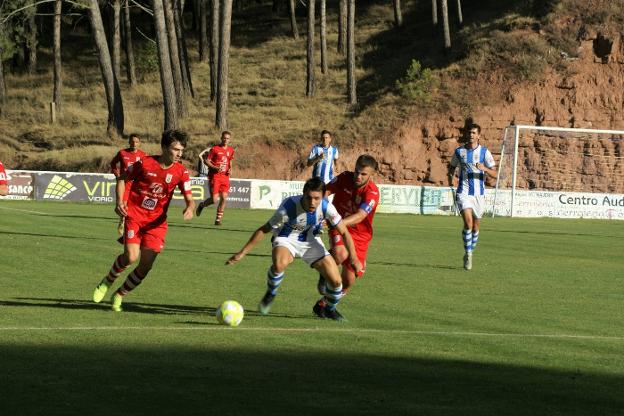 El Náxara logra un triunfo que se convirtió en agónico