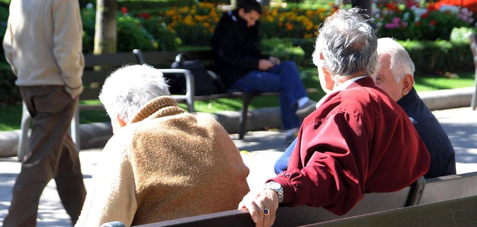 Diez años con menos de dos cotizantes por cada jubilado