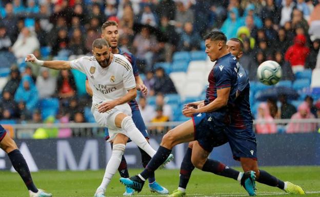 El Madrid pasa del éxtasis a la agonía