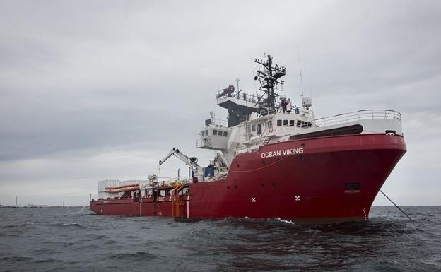 Italia autoriza el desembarco en Lampedusa de los 82 migrantes a bordo del 'Ocean Viking'