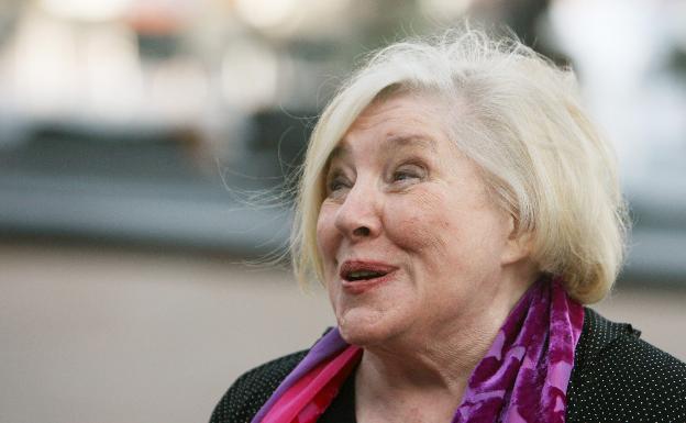 La escritora Fay Weldon aborda los rechazos editoriales en su nuevo ensayo
