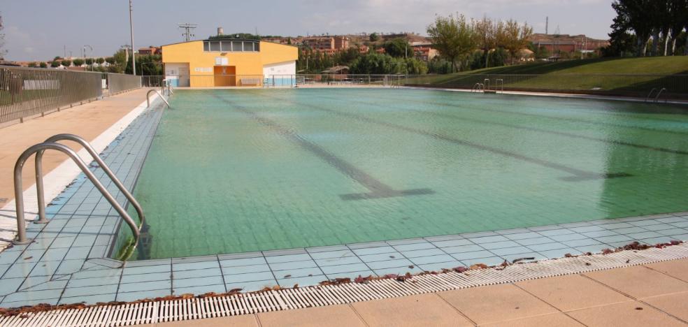 Alfaro contrata el proyecto para reparar el rebosadero de la piscina