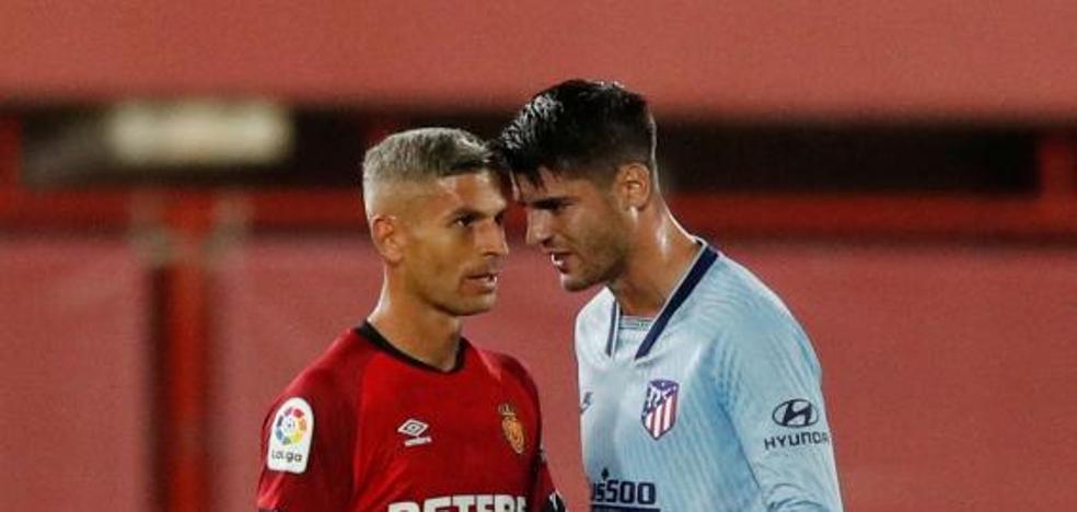 Morata y Salva Sevilla trasladan su bronca del campo a las redes