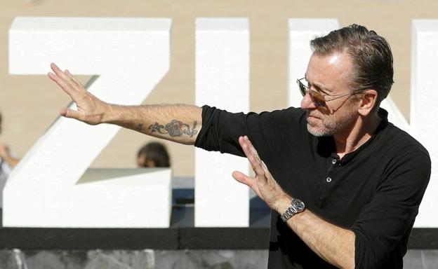 Tim Roth: «Todos tenemos miedo menos la derecha»