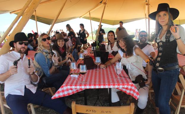 La XV edición del Vintae Wine Fest congrega en San Vicente a más de 400 personas