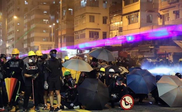 La Policía ya reprime a tiros las protestas en Hong Kong