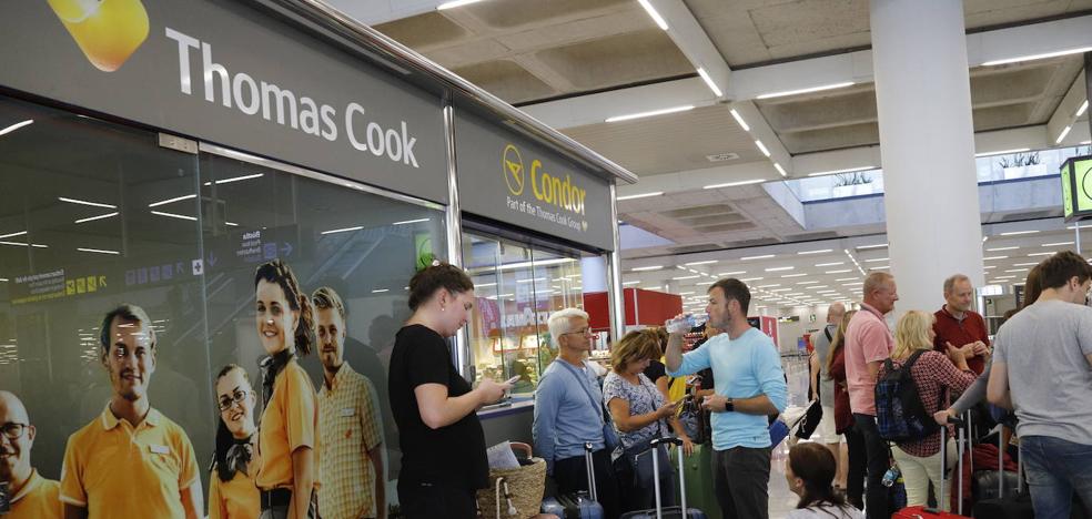 El Gobierno dará ayudas turísticas de 300 millones por la quiebra de Thomas Cook