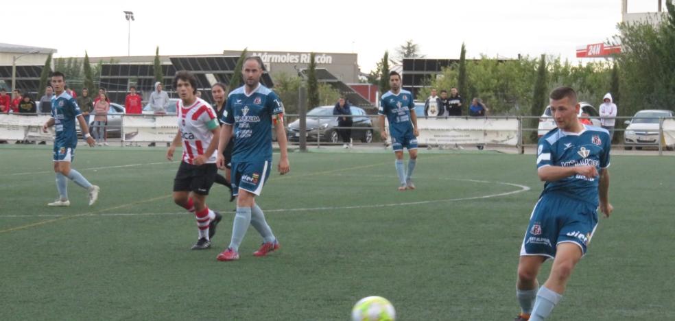 El Varea supera al River Ebro desde el saque de esquina