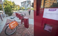 Imagen de la pasada semana avisando del servicio interrumpido «temporalmente»./J. R.