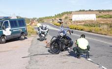 Herido un motorista en el acceso a Navarrete tras chocar con un tractor