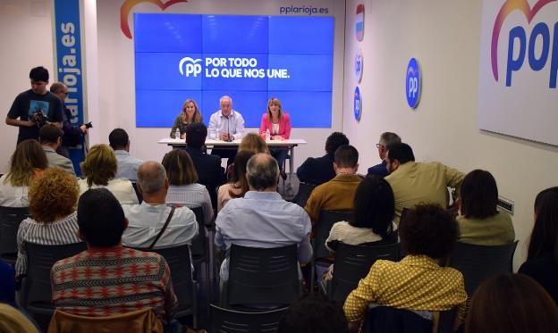 Reunión para preparar una campaña «en positivo»