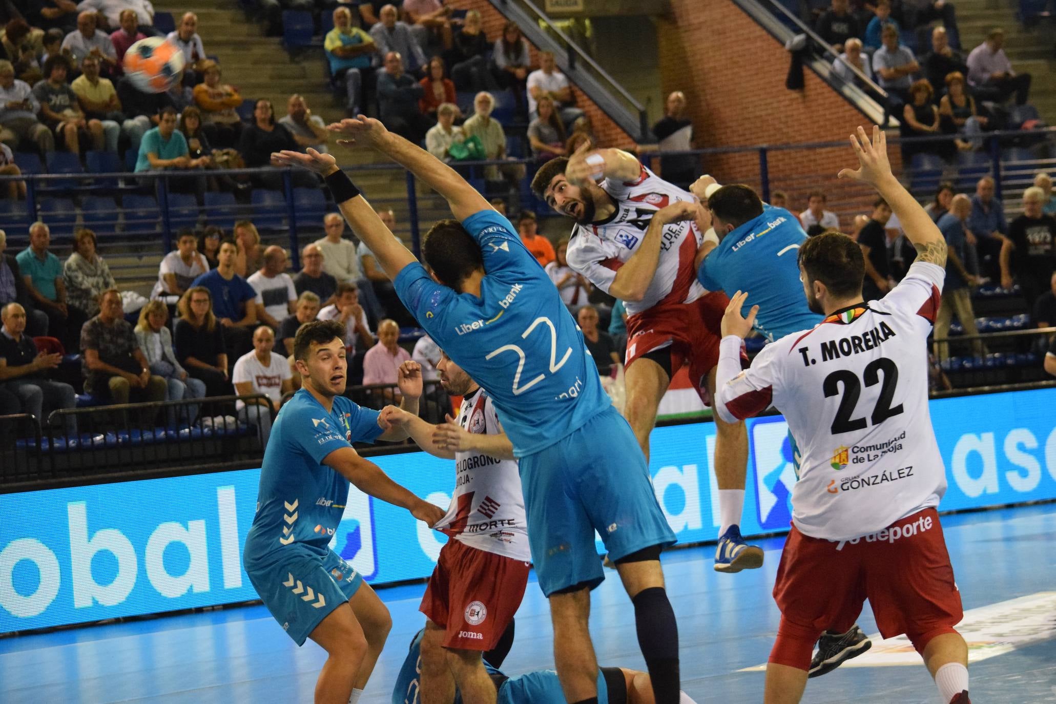Las imágenes del triunfo del Ciudad de Logroño sobre el Liberbank Sinfín